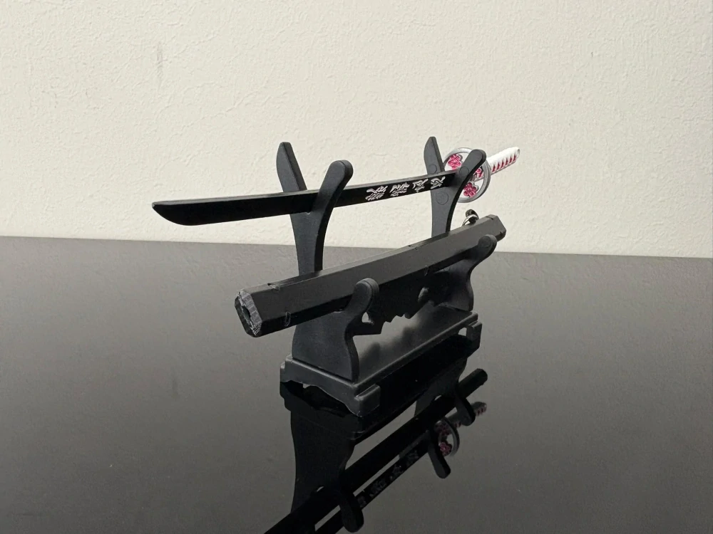 Mini Katana – Černá s bílou rukojetí