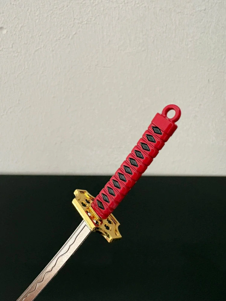 Mini Katana – Červená se zlatými detaily