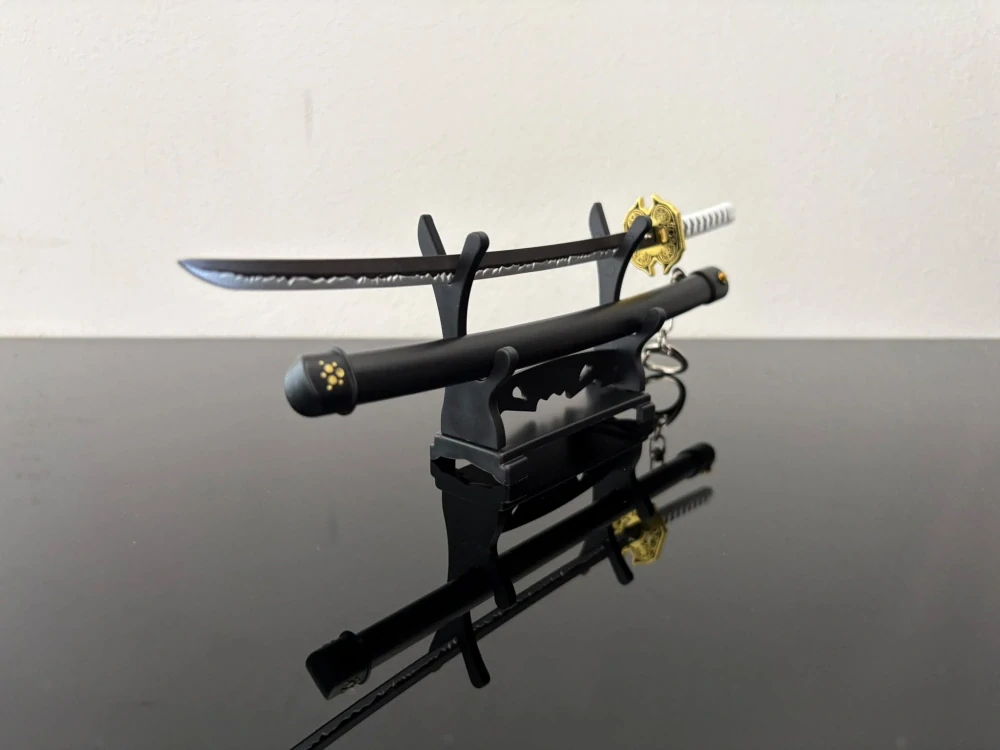 Mini Katana – černá s bílou rukojetí a stojánkem